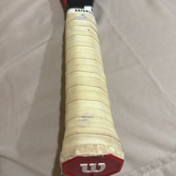 Wilson Pro Staff Tennis Racket - Picture 4 of 10